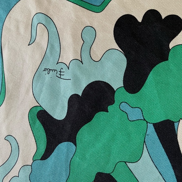 Emilio Pucci Floral Silk Print Scarf. - Picture 6 of 16